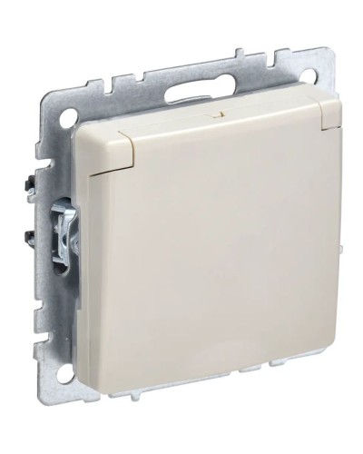 Розетка с з/к РСбш10-3-БрКр бежевый BRITE (BR-R16-16-K10). Розетка с заземлением с защитными шторками и крышкой. IEK в Рубцовске