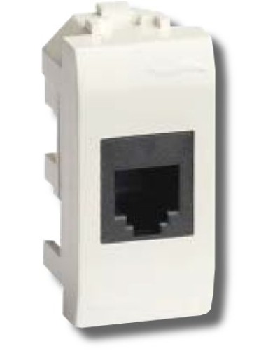 Розетка RJ-45 Brava 1 модуль белая (76457B): Розетка компьютерная экранированная с одним разъёмом в Рубцовске